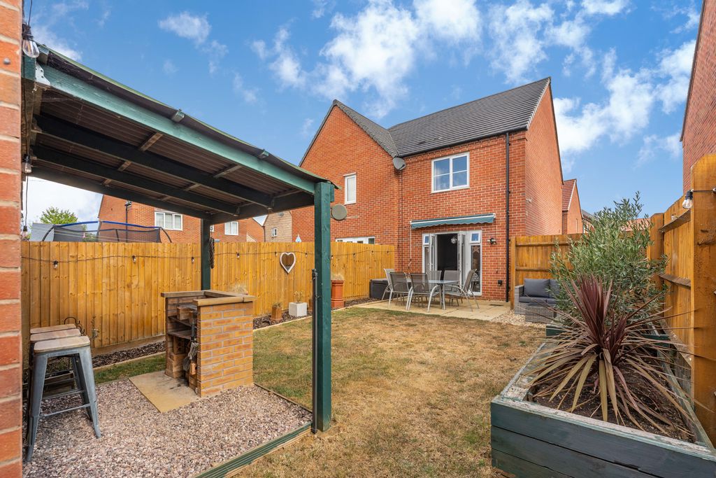 Skylark Road Bodicote